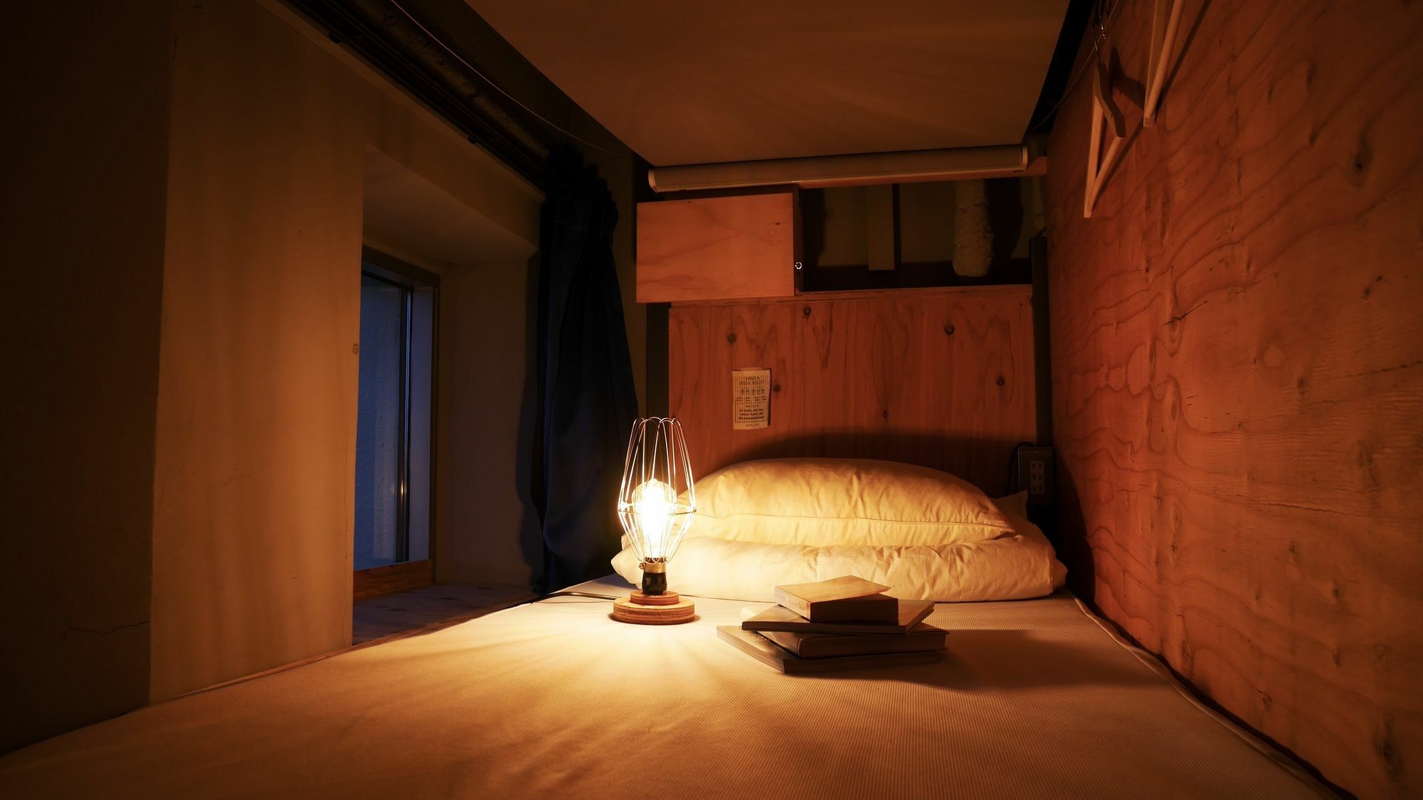 Book And Bed Tokyo-Kyoto Vandrehjem Eksteriør billede